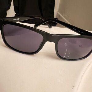 Fossil Men's Sunglasses Matte Black Frames